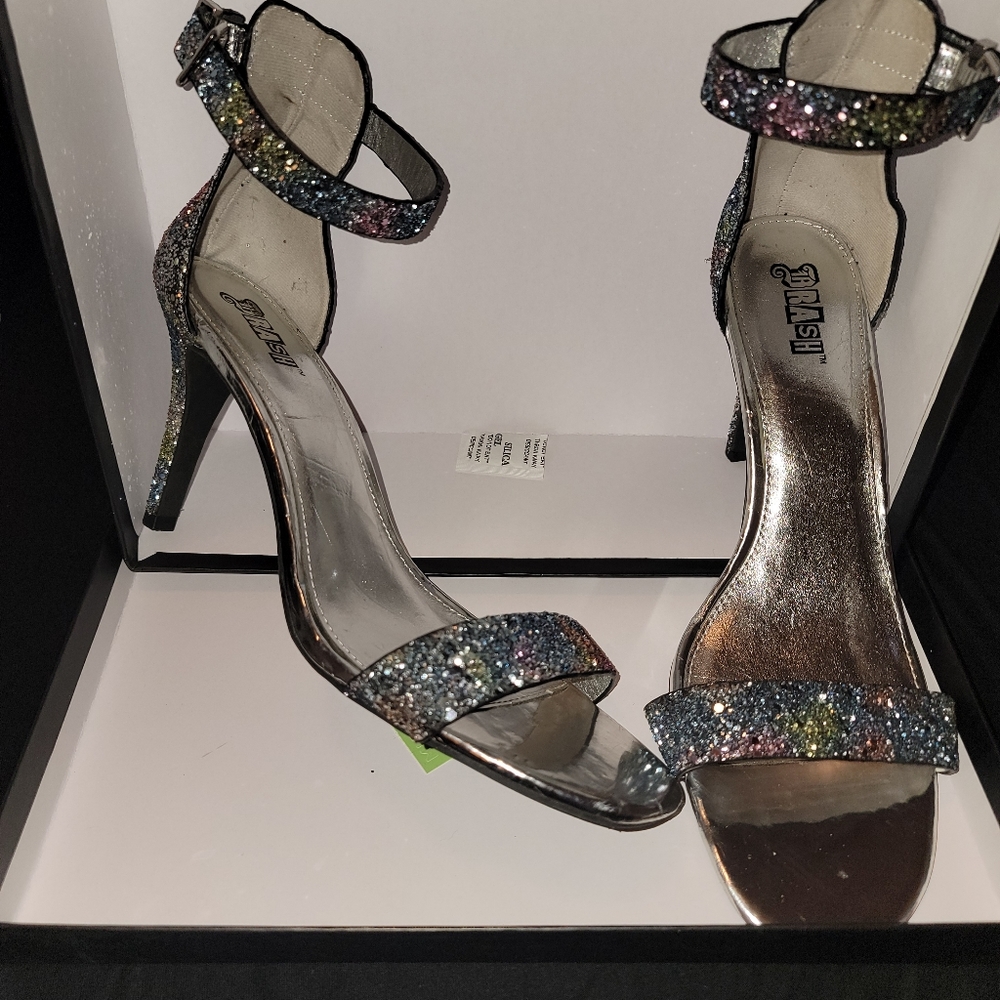 Sparkle low heel